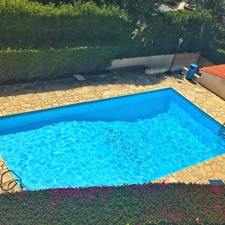Faros Beach Apartment Paphos