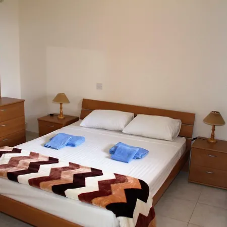 Faros Beach Apartment Paphos