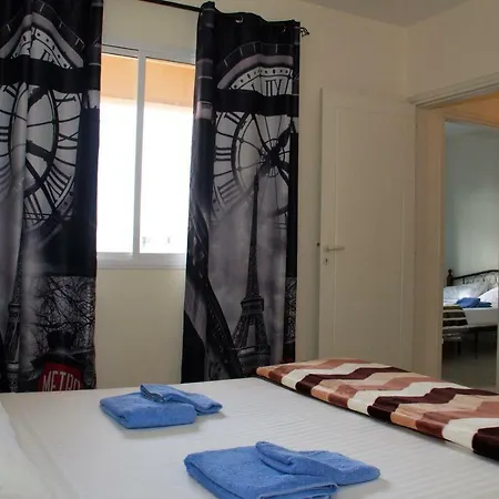 Appartamento Faros Beach *